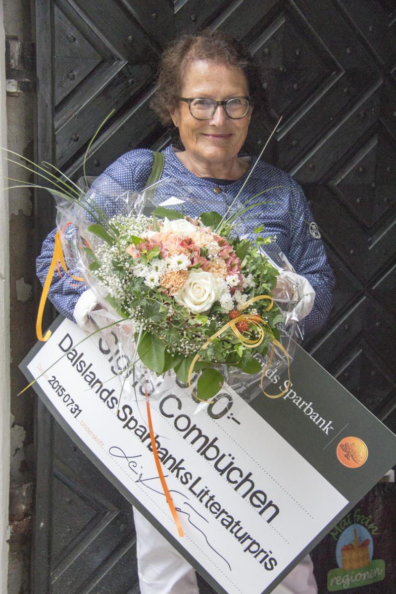 Dalslands Sparbanks Litteraturpris 2015 tilldelades Sigrid Combüchen under Bokdagar i Dalsland